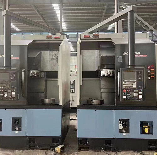 Doosan PUMAV550 Vertical CNC Lathe, Korea