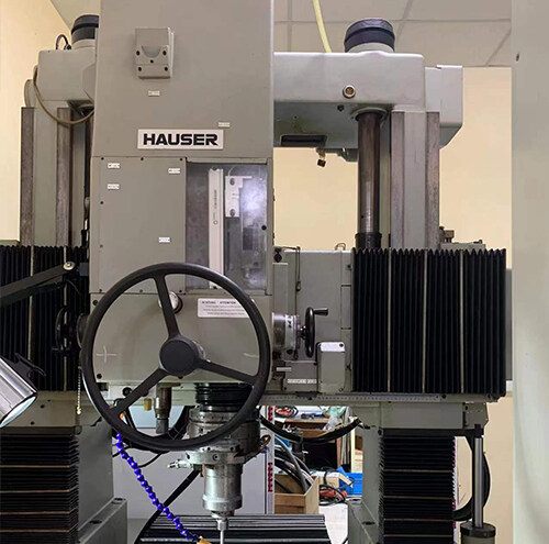 Houser 5SM coordinate grinding machine, Switzerland